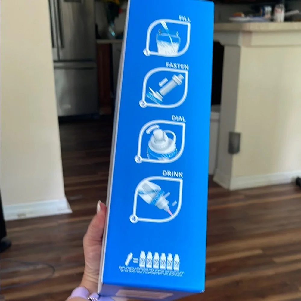 Cirkul Blue Hydration System - Picture 2 of 7